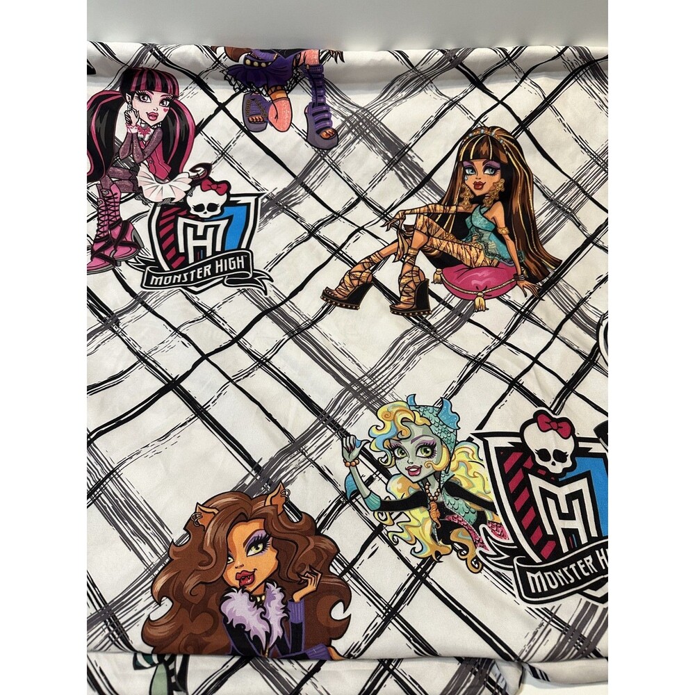 Mattel Monster High Twin Size Flat Sheet - Clawdeen Frankie Stein Draculaura VTG